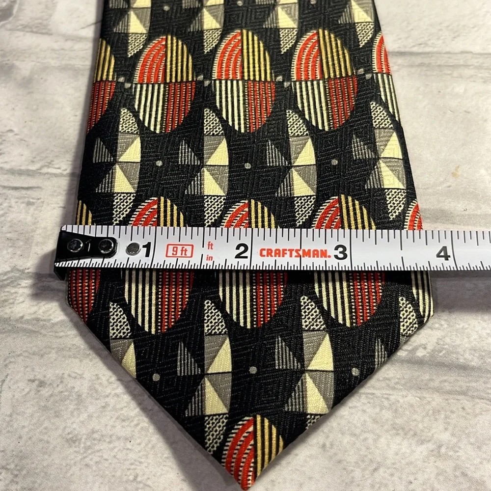 Marco Polo polyester men’s tie retro design graphics blue red yellow geometric